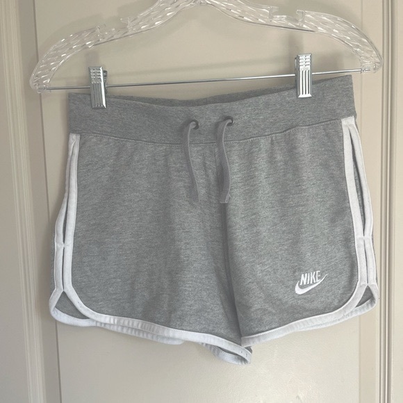 Nike Gray Lounge Soft Terry Drawstring Pocket Shorts Small - Picture 1 of 4
